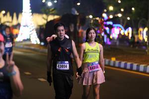 BIB: 400, 43056, 44066
                            <button type="button" onclick="openModal(16978143)" class="btn btn-primary btn-sm float-right btn-popup" data-toggle="modal" data-target=".modal-high-quality">
                        <i class="fas fa-shopping-cart"></i> Add to Cart
                    </button>
                                            <button type="button" onclick="isThisMe(16978143, true)" class="btn btn-success btn-sm float-right btn-popup btn-isme hidden" data-toggle="tooltip" data-placement="bottom" title="นี่คือรูปของคุณใช่ไหม คลิกที่นี่เพื่อเอาเข้าอัลบั้ม">
                        <i class="fas fa-plus"></i> Add to album
                    </button>
                    <button type="button" onclick="isThisMe(16978143, false)" class="btn btn-warning btn-sm float-right btn-popup btn-isnotme hidden">
                        <i class="fas fa-ban"></i> Remove from album
                    </button>