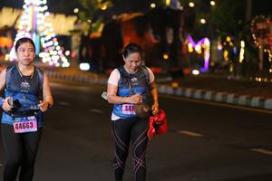 BIB: 441, 44663
                            <button type="button" onclick="openModal(16979651)" class="btn btn-primary btn-sm float-right btn-popup" data-toggle="modal" data-target=".modal-high-quality">
                        <i class="fas fa-shopping-cart"></i> Add to Cart
                    </button>
                                            <button type="button" onclick="isThisMe(16979651, true)" class="btn btn-success btn-sm float-right btn-popup btn-isme hidden" data-toggle="tooltip" data-placement="bottom" title="นี่คือรูปของคุณใช่ไหม คลิกที่นี่เพื่อเอาเข้าอัลบั้ม">
                        <i class="fas fa-plus"></i> Add to album
                    </button>
                    <button type="button" onclick="isThisMe(16979651, false)" class="btn btn-warning btn-sm float-right btn-popup btn-isnotme hidden">
                        <i class="fas fa-ban"></i> Remove from album
                    </button>