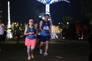 BIB: 42967, 425
                            <button type="button" onclick="openModal(16909054)" class="btn btn-primary btn-sm float-right btn-popup" data-toggle="modal" data-target=".modal-high-quality">
                        <i class="fas fa-shopping-cart"></i> Add to Cart
                    </button>
                                            <button type="button" onclick="isThisMe(16909054, true)" class="btn btn-success btn-sm float-right btn-popup btn-isme hidden" data-toggle="tooltip" data-placement="bottom" title="นี่คือรูปของคุณใช่ไหม คลิกที่นี่เพื่อเอาเข้าอัลบั้ม">
                        <i class="fas fa-plus"></i> Add to album
                    </button>
                    <button type="button" onclick="isThisMe(16909054, false)" class="btn btn-warning btn-sm float-right btn-popup btn-isnotme hidden">
                        <i class="fas fa-ban"></i> Remove from album
                    </button>