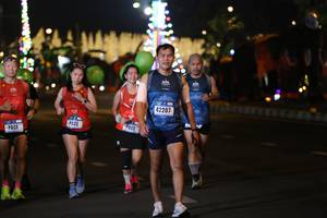 BIB: 42207
                            <button type="button" onclick="openModal(16957080)" class="btn btn-primary btn-sm float-right btn-popup" data-toggle="modal" data-target=".modal-high-quality">
                        <i class="fas fa-shopping-cart"></i> Add to Cart
                    </button>
                                            <button type="button" onclick="isThisMe(16957080, true)" class="btn btn-success btn-sm float-right btn-popup btn-isme hidden" data-toggle="tooltip" data-placement="bottom" title="นี่คือรูปของคุณใช่ไหม คลิกที่นี่เพื่อเอาเข้าอัลบั้ม">
                        <i class="fas fa-plus"></i> Add to album
                    </button>
                    <button type="button" onclick="isThisMe(16957080, false)" class="btn btn-warning btn-sm float-right btn-popup btn-isnotme hidden">
                        <i class="fas fa-ban"></i> Remove from album
                    </button>