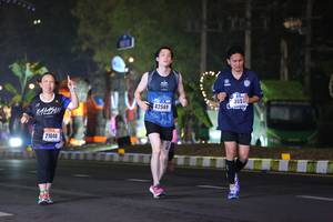 BIB: 3051, 42569, 21040
                            <button type="button" onclick="openModal(16915910)" class="btn btn-primary btn-sm float-right btn-popup" data-toggle="modal" data-target=".modal-high-quality">
                        <i class="fas fa-shopping-cart"></i> Add to Cart
                    </button>
                                            <button type="button" onclick="isThisMe(16915910, true)" class="btn btn-success btn-sm float-right btn-popup btn-isme hidden" data-toggle="tooltip" data-placement="bottom" title="นี่คือรูปของคุณใช่ไหม คลิกที่นี่เพื่อเอาเข้าอัลบั้ม">
                        <i class="fas fa-plus"></i> Add to album
                    </button>
                    <button type="button" onclick="isThisMe(16915910, false)" class="btn btn-warning btn-sm float-right btn-popup btn-isnotme hidden">
                        <i class="fas fa-ban"></i> Remove from album
                    </button>