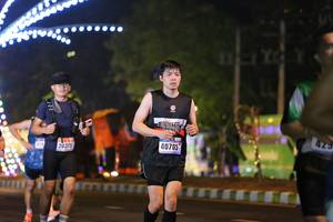 BIB: 423, 40705, 20375
                            <button type="button" onclick="openModal(16884000)" class="btn btn-primary btn-sm float-right btn-popup" data-toggle="modal" data-target=".modal-high-quality">
                        <i class="fas fa-shopping-cart"></i> Add to Cart
                    </button>
                                            <button type="button" onclick="isThisMe(16884000, true)" class="btn btn-success btn-sm float-right btn-popup btn-isme hidden" data-toggle="tooltip" data-placement="bottom" title="นี่คือรูปของคุณใช่ไหม คลิกที่นี่เพื่อเอาเข้าอัลบั้ม">
                        <i class="fas fa-plus"></i> Add to album
                    </button>
                    <button type="button" onclick="isThisMe(16884000, false)" class="btn btn-warning btn-sm float-right btn-popup btn-isnotme hidden">
                        <i class="fas fa-ban"></i> Remove from album
                    </button>