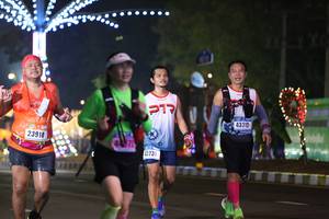 BIB: 43312, 23918, 13231
                            <button type="button" onclick="openModal(16907163)" class="btn btn-primary btn-sm float-right btn-popup" data-toggle="modal" data-target=".modal-high-quality">
                        <i class="fas fa-shopping-cart"></i> Add to Cart
                    </button>
                                            <button type="button" onclick="isThisMe(16907163, true)" class="btn btn-success btn-sm float-right btn-popup btn-isme hidden" data-toggle="tooltip" data-placement="bottom" title="นี่คือรูปของคุณใช่ไหม คลิกที่นี่เพื่อเอาเข้าอัลบั้ม">
                        <i class="fas fa-plus"></i> Add to album
                    </button>
                    <button type="button" onclick="isThisMe(16907163, false)" class="btn btn-warning btn-sm float-right btn-popup btn-isnotme hidden">
                        <i class="fas fa-ban"></i> Remove from album
                    </button>