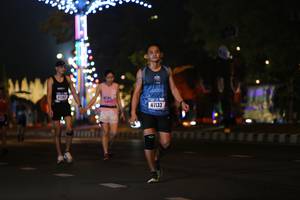 BIB: 41133
                            <button type="button" onclick="openModal(16941610)" class="btn btn-primary btn-sm float-right btn-popup" data-toggle="modal" data-target=".modal-high-quality">
                        <i class="fas fa-shopping-cart"></i> Add to Cart
                    </button>
                                            <button type="button" onclick="isThisMe(16941610, true)" class="btn btn-success btn-sm float-right btn-popup btn-isme hidden" data-toggle="tooltip" data-placement="bottom" title="นี่คือรูปของคุณใช่ไหม คลิกที่นี่เพื่อเอาเข้าอัลบั้ม">
                        <i class="fas fa-plus"></i> Add to album
                    </button>
                    <button type="button" onclick="isThisMe(16941610, false)" class="btn btn-warning btn-sm float-right btn-popup btn-isnotme hidden">
                        <i class="fas fa-ban"></i> Remove from album
                    </button>