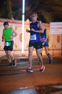 BIB: 40501
                            <button type="button" onclick="openModal(18129218)" class="btn btn-primary btn-sm float-right btn-popup" data-toggle="modal" data-target=".modal-high-quality">
                        <i class="fas fa-shopping-cart"></i> Add to Cart
                    </button>
                                            <button type="button" onclick="isThisMe(18129218, true)" class="btn btn-success btn-sm float-right btn-popup btn-isme hidden" data-toggle="tooltip" data-placement="bottom" title="นี่คือรูปของคุณใช่ไหม คลิกที่นี่เพื่อเอาเข้าอัลบั้ม">
                        <i class="fas fa-plus"></i> Add to album
                    </button>
                    <button type="button" onclick="isThisMe(18129218, false)" class="btn btn-warning btn-sm float-right btn-popup btn-isnotme hidden">
                        <i class="fas fa-ban"></i> Remove from album
                    </button>