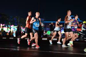 BIB: 4068, 231
                            <button type="button" onclick="openModal(17679676)" class="btn btn-primary btn-sm float-right btn-popup" data-toggle="modal" data-target=".modal-high-quality">
                        <i class="fas fa-shopping-cart"></i> Add to Cart
                    </button>
                                            <button type="button" onclick="isThisMe(17679676, true)" class="btn btn-success btn-sm float-right btn-popup btn-isme hidden" data-toggle="tooltip" data-placement="bottom" title="นี่คือรูปของคุณใช่ไหม คลิกที่นี่เพื่อเอาเข้าอัลบั้ม">
                        <i class="fas fa-plus"></i> Add to album
                    </button>
                    <button type="button" onclick="isThisMe(17679676, false)" class="btn btn-warning btn-sm float-right btn-popup btn-isnotme hidden">
                        <i class="fas fa-ban"></i> Remove from album
                    </button>