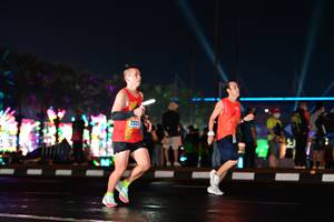 BIB: 222
                            <button type="button" onclick="openModal(17680077)" class="btn btn-primary btn-sm float-right btn-popup" data-toggle="modal" data-target=".modal-high-quality">
                        <i class="fas fa-shopping-cart"></i> Add to Cart
                    </button>
                                            <button type="button" onclick="isThisMe(17680077, true)" class="btn btn-success btn-sm float-right btn-popup btn-isme hidden" data-toggle="tooltip" data-placement="bottom" title="นี่คือรูปของคุณใช่ไหม คลิกที่นี่เพื่อเอาเข้าอัลบั้ม">
                        <i class="fas fa-plus"></i> Add to album
                    </button>
                    <button type="button" onclick="isThisMe(17680077, false)" class="btn btn-warning btn-sm float-right btn-popup btn-isnotme hidden">
                        <i class="fas fa-ban"></i> Remove from album
                    </button>