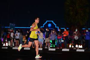 BIB: 218
                            <button type="button" onclick="openModal(17678639)" class="btn btn-primary btn-sm float-right btn-popup" data-toggle="modal" data-target=".modal-high-quality">
                        <i class="fas fa-shopping-cart"></i> Add to Cart
                    </button>
                                            <button type="button" onclick="isThisMe(17678639, true)" class="btn btn-success btn-sm float-right btn-popup btn-isme hidden" data-toggle="tooltip" data-placement="bottom" title="นี่คือรูปของคุณใช่ไหม คลิกที่นี่เพื่อเอาเข้าอัลบั้ม">
                        <i class="fas fa-plus"></i> Add to album
                    </button>
                    <button type="button" onclick="isThisMe(17678639, false)" class="btn btn-warning btn-sm float-right btn-popup btn-isnotme hidden">
                        <i class="fas fa-ban"></i> Remove from album
                    </button>