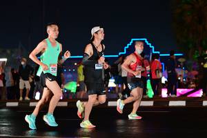 BIB: 214
                            <button type="button" onclick="openModal(17679911)" class="btn btn-primary btn-sm float-right btn-popup" data-toggle="modal" data-target=".modal-high-quality">
                        <i class="fas fa-shopping-cart"></i> Add to Cart
                    </button>
                                            <button type="button" onclick="isThisMe(17679911, true)" class="btn btn-success btn-sm float-right btn-popup btn-isme hidden" data-toggle="tooltip" data-placement="bottom" title="นี่คือรูปของคุณใช่ไหม คลิกที่นี่เพื่อเอาเข้าอัลบั้ม">
                        <i class="fas fa-plus"></i> Add to album
                    </button>
                    <button type="button" onclick="isThisMe(17679911, false)" class="btn btn-warning btn-sm float-right btn-popup btn-isnotme hidden">
                        <i class="fas fa-ban"></i> Remove from album
                    </button>