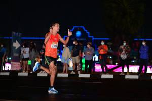 BIB: 2105
                            <button type="button" onclick="openModal(17678490)" class="btn btn-primary btn-sm float-right btn-popup" data-toggle="modal" data-target=".modal-high-quality">
                        <i class="fas fa-shopping-cart"></i> Add to Cart
                    </button>
                                            <button type="button" onclick="isThisMe(17678490, true)" class="btn btn-success btn-sm float-right btn-popup btn-isme hidden" data-toggle="tooltip" data-placement="bottom" title="นี่คือรูปของคุณใช่ไหม คลิกที่นี่เพื่อเอาเข้าอัลบั้ม">
                        <i class="fas fa-plus"></i> Add to album
                    </button>
                    <button type="button" onclick="isThisMe(17678490, false)" class="btn btn-warning btn-sm float-right btn-popup btn-isnotme hidden">
                        <i class="fas fa-ban"></i> Remove from album
                    </button>