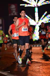 BIB: 0340, 275
                            <button type="button" onclick="openModal(17687586)" class="btn btn-primary btn-sm float-right btn-popup" data-toggle="modal" data-target=".modal-high-quality">
                        <i class="fas fa-shopping-cart"></i> Add to Cart
                    </button>
                                            <button type="button" onclick="isThisMe(17687586, true)" class="btn btn-success btn-sm float-right btn-popup btn-isme hidden" data-toggle="tooltip" data-placement="bottom" title="นี่คือรูปของคุณใช่ไหม คลิกที่นี่เพื่อเอาเข้าอัลบั้ม">
                        <i class="fas fa-plus"></i> Add to album
                    </button>
                    <button type="button" onclick="isThisMe(17687586, false)" class="btn btn-warning btn-sm float-right btn-popup btn-isnotme hidden">
                        <i class="fas fa-ban"></i> Remove from album
                    </button>