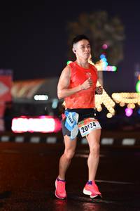 BIB: 20124
                            <button type="button" onclick="openModal(17681018)" class="btn btn-primary btn-sm float-right btn-popup" data-toggle="modal" data-target=".modal-high-quality">
                        <i class="fas fa-shopping-cart"></i> Add to Cart
                    </button>
                                            <button type="button" onclick="isThisMe(17681018, true)" class="btn btn-success btn-sm float-right btn-popup btn-isme hidden" data-toggle="tooltip" data-placement="bottom" title="นี่คือรูปของคุณใช่ไหม คลิกที่นี่เพื่อเอาเข้าอัลบั้ม">
                        <i class="fas fa-plus"></i> Add to album
                    </button>
                    <button type="button" onclick="isThisMe(17681018, false)" class="btn btn-warning btn-sm float-right btn-popup btn-isnotme hidden">
                        <i class="fas fa-ban"></i> Remove from album
                    </button>