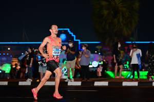 BIB: 40120
                            <button type="button" onclick="openModal(17677566)" class="btn btn-primary btn-sm float-right btn-popup" data-toggle="modal" data-target=".modal-high-quality">
                        <i class="fas fa-shopping-cart"></i> Add to Cart
                    </button>
                                            <button type="button" onclick="isThisMe(17677566, true)" class="btn btn-success btn-sm float-right btn-popup btn-isme hidden" data-toggle="tooltip" data-placement="bottom" title="นี่คือรูปของคุณใช่ไหม คลิกที่นี่เพื่อเอาเข้าอัลบั้ม">
                        <i class="fas fa-plus"></i> Add to album
                    </button>
                    <button type="button" onclick="isThisMe(17677566, false)" class="btn btn-warning btn-sm float-right btn-popup btn-isnotme hidden">
                        <i class="fas fa-ban"></i> Remove from album
                    </button>