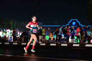 BIB: 2528, 
                            <button type="button" onclick="openModal(17679466)" class="btn btn-primary btn-sm float-right btn-popup" data-toggle="modal" data-target=".modal-high-quality">
                        <i class="fas fa-shopping-cart"></i> Add to Cart
                    </button>
                                            <button type="button" onclick="isThisMe(17679466, true)" class="btn btn-success btn-sm float-right btn-popup btn-isme hidden" data-toggle="tooltip" data-placement="bottom" title="นี่คือรูปของคุณใช่ไหม คลิกที่นี่เพื่อเอาเข้าอัลบั้ม">
                        <i class="fas fa-plus"></i> Add to album
                    </button>
                    <button type="button" onclick="isThisMe(17679466, false)" class="btn btn-warning btn-sm float-right btn-popup btn-isnotme hidden">
                        <i class="fas fa-ban"></i> Remove from album
                    </button>