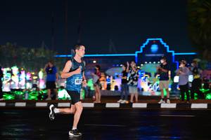 BIB: 4073
                            <button type="button" onclick="openModal(17677134)" class="btn btn-primary btn-sm float-right btn-popup" data-toggle="modal" data-target=".modal-high-quality">
                        <i class="fas fa-shopping-cart"></i> Add to Cart
                    </button>
                                            <button type="button" onclick="isThisMe(17677134, true)" class="btn btn-success btn-sm float-right btn-popup btn-isme hidden" data-toggle="tooltip" data-placement="bottom" title="นี่คือรูปของคุณใช่ไหม คลิกที่นี่เพื่อเอาเข้าอัลบั้ม">
                        <i class="fas fa-plus"></i> Add to album
                    </button>
                    <button type="button" onclick="isThisMe(17677134, false)" class="btn btn-warning btn-sm float-right btn-popup btn-isnotme hidden">
                        <i class="fas fa-ban"></i> Remove from album
                    </button>