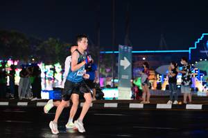 BIB: 4121
                            <button type="button" onclick="openModal(17677157)" class="btn btn-primary btn-sm float-right btn-popup" data-toggle="modal" data-target=".modal-high-quality">
                        <i class="fas fa-shopping-cart"></i> Add to Cart
                    </button>
                                            <button type="button" onclick="isThisMe(17677157, true)" class="btn btn-success btn-sm float-right btn-popup btn-isme hidden" data-toggle="tooltip" data-placement="bottom" title="นี่คือรูปของคุณใช่ไหม คลิกที่นี่เพื่อเอาเข้าอัลบั้ม">
                        <i class="fas fa-plus"></i> Add to album
                    </button>
                    <button type="button" onclick="isThisMe(17677157, false)" class="btn btn-warning btn-sm float-right btn-popup btn-isnotme hidden">
                        <i class="fas fa-ban"></i> Remove from album
                    </button>