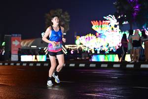 BIB: 267
                            <button type="button" onclick="openModal(17680591)" class="btn btn-primary btn-sm float-right btn-popup" data-toggle="modal" data-target=".modal-high-quality">
                        <i class="fas fa-shopping-cart"></i> Add to Cart
                    </button>
                                            <button type="button" onclick="isThisMe(17680591, true)" class="btn btn-success btn-sm float-right btn-popup btn-isme hidden" data-toggle="tooltip" data-placement="bottom" title="นี่คือรูปของคุณใช่ไหม คลิกที่นี่เพื่อเอาเข้าอัลบั้ม">
                        <i class="fas fa-plus"></i> Add to album
                    </button>
                    <button type="button" onclick="isThisMe(17680591, false)" class="btn btn-warning btn-sm float-right btn-popup btn-isnotme hidden">
                        <i class="fas fa-ban"></i> Remove from album
                    </button>