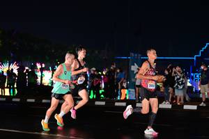 BIB: 2061, 2012
                            <button type="button" onclick="openModal(17678362)" class="btn btn-primary btn-sm float-right btn-popup" data-toggle="modal" data-target=".modal-high-quality">
                        <i class="fas fa-shopping-cart"></i> Add to Cart
                    </button>
                                            <button type="button" onclick="isThisMe(17678362, true)" class="btn btn-success btn-sm float-right btn-popup btn-isme hidden" data-toggle="tooltip" data-placement="bottom" title="นี่คือรูปของคุณใช่ไหม คลิกที่นี่เพื่อเอาเข้าอัลบั้ม">
                        <i class="fas fa-plus"></i> Add to album
                    </button>
                    <button type="button" onclick="isThisMe(17678362, false)" class="btn btn-warning btn-sm float-right btn-popup btn-isnotme hidden">
                        <i class="fas fa-ban"></i> Remove from album
                    </button>