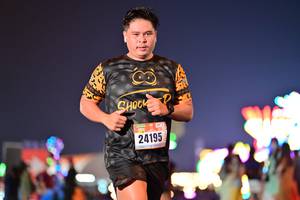 BIB: 24195
                            <button type="button" onclick="openModal(17684974)" class="btn btn-primary btn-sm float-right btn-popup" data-toggle="modal" data-target=".modal-high-quality">
                        <i class="fas fa-shopping-cart"></i> Add to Cart
                    </button>
                                            <button type="button" onclick="isThisMe(17684974, true)" class="btn btn-success btn-sm float-right btn-popup btn-isme hidden" data-toggle="tooltip" data-placement="bottom" title="นี่คือรูปของคุณใช่ไหม คลิกที่นี่เพื่อเอาเข้าอัลบั้ม">
                        <i class="fas fa-plus"></i> Add to album
                    </button>
                    <button type="button" onclick="isThisMe(17684974, false)" class="btn btn-warning btn-sm float-right btn-popup btn-isnotme hidden">
                        <i class="fas fa-ban"></i> Remove from album
                    </button>