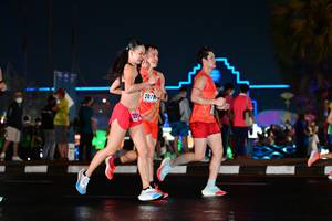 BIB: 207
                            <button type="button" onclick="openModal(17680005)" class="btn btn-primary btn-sm float-right btn-popup" data-toggle="modal" data-target=".modal-high-quality">
                        <i class="fas fa-shopping-cart"></i> Add to Cart
                    </button>
                                            <button type="button" onclick="isThisMe(17680005, true)" class="btn btn-success btn-sm float-right btn-popup btn-isme hidden" data-toggle="tooltip" data-placement="bottom" title="นี่คือรูปของคุณใช่ไหม คลิกที่นี่เพื่อเอาเข้าอัลบั้ม">
                        <i class="fas fa-plus"></i> Add to album
                    </button>
                    <button type="button" onclick="isThisMe(17680005, false)" class="btn btn-warning btn-sm float-right btn-popup btn-isnotme hidden">
                        <i class="fas fa-ban"></i> Remove from album
                    </button>