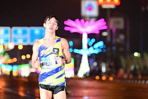 BIB: 1024
                            <button type="button" onclick="openModal(17676711)" class="btn btn-primary btn-sm float-right btn-popup" data-toggle="modal" data-target=".modal-high-quality">
                        <i class="fas fa-shopping-cart"></i> Add to Cart
                    </button>
                                            <button type="button" onclick="isThisMe(17676711, true)" class="btn btn-success btn-sm float-right btn-popup btn-isme hidden" data-toggle="tooltip" data-placement="bottom" title="นี่คือรูปของคุณใช่ไหม คลิกที่นี่เพื่อเอาเข้าอัลบั้ม">
                        <i class="fas fa-plus"></i> Add to album
                    </button>
                    <button type="button" onclick="isThisMe(17676711, false)" class="btn btn-warning btn-sm float-right btn-popup btn-isnotme hidden">
                        <i class="fas fa-ban"></i> Remove from album
                    </button>