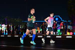 BIB: 224, 407
                            <button type="button" onclick="openModal(17679516)" class="btn btn-primary btn-sm float-right btn-popup" data-toggle="modal" data-target=".modal-high-quality">
                        <i class="fas fa-shopping-cart"></i> Add to Cart
                    </button>
                                            <button type="button" onclick="isThisMe(17679516, true)" class="btn btn-success btn-sm float-right btn-popup btn-isme hidden" data-toggle="tooltip" data-placement="bottom" title="นี่คือรูปของคุณใช่ไหม คลิกที่นี่เพื่อเอาเข้าอัลบั้ม">
                        <i class="fas fa-plus"></i> Add to album
                    </button>
                    <button type="button" onclick="isThisMe(17679516, false)" class="btn btn-warning btn-sm float-right btn-popup btn-isnotme hidden">
                        <i class="fas fa-ban"></i> Remove from album
                    </button>