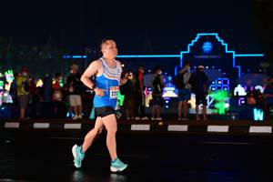 BIB: 221
                            <button type="button" onclick="openModal(17678995)" class="btn btn-primary btn-sm float-right btn-popup" data-toggle="modal" data-target=".modal-high-quality">
                        <i class="fas fa-shopping-cart"></i> Add to Cart
                    </button>
                                            <button type="button" onclick="isThisMe(17678995, true)" class="btn btn-success btn-sm float-right btn-popup btn-isme hidden" data-toggle="tooltip" data-placement="bottom" title="นี่คือรูปของคุณใช่ไหม คลิกที่นี่เพื่อเอาเข้าอัลบั้ม">
                        <i class="fas fa-plus"></i> Add to album
                    </button>
                    <button type="button" onclick="isThisMe(17678995, false)" class="btn btn-warning btn-sm float-right btn-popup btn-isnotme hidden">
                        <i class="fas fa-ban"></i> Remove from album
                    </button>