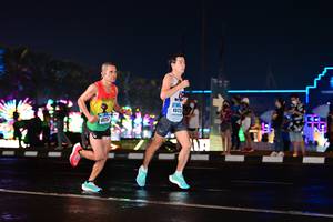 BIB: 4023, 41257
                            <button type="button" onclick="openModal(17677780)" class="btn btn-primary btn-sm float-right btn-popup" data-toggle="modal" data-target=".modal-high-quality">
                        <i class="fas fa-shopping-cart"></i> Add to Cart
                    </button>
                                            <button type="button" onclick="isThisMe(17677780, true)" class="btn btn-success btn-sm float-right btn-popup btn-isme hidden" data-toggle="tooltip" data-placement="bottom" title="นี่คือรูปของคุณใช่ไหม คลิกที่นี่เพื่อเอาเข้าอัลบั้ม">
                        <i class="fas fa-plus"></i> Add to album
                    </button>
                    <button type="button" onclick="isThisMe(17677780, false)" class="btn btn-warning btn-sm float-right btn-popup btn-isnotme hidden">
                        <i class="fas fa-ban"></i> Remove from album
                    </button>