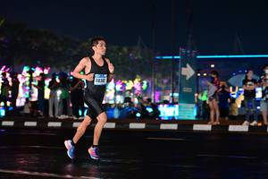 BIB: 4030
                            <button type="button" onclick="openModal(17677217)" class="btn btn-primary btn-sm float-right btn-popup" data-toggle="modal" data-target=".modal-high-quality">
                        <i class="fas fa-shopping-cart"></i> Add to Cart
                    </button>
                                            <button type="button" onclick="isThisMe(17677217, true)" class="btn btn-success btn-sm float-right btn-popup btn-isme hidden" data-toggle="tooltip" data-placement="bottom" title="นี่คือรูปของคุณใช่ไหม คลิกที่นี่เพื่อเอาเข้าอัลบั้ม">
                        <i class="fas fa-plus"></i> Add to album
                    </button>
                    <button type="button" onclick="isThisMe(17677217, false)" class="btn btn-warning btn-sm float-right btn-popup btn-isnotme hidden">
                        <i class="fas fa-ban"></i> Remove from album
                    </button>