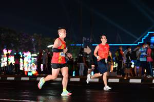 BIB: 2202
                            <button type="button" onclick="openModal(17680086)" class="btn btn-primary btn-sm float-right btn-popup" data-toggle="modal" data-target=".modal-high-quality">
                        <i class="fas fa-shopping-cart"></i> Add to Cart
                    </button>
                                            <button type="button" onclick="isThisMe(17680086, true)" class="btn btn-success btn-sm float-right btn-popup btn-isme hidden" data-toggle="tooltip" data-placement="bottom" title="นี่คือรูปของคุณใช่ไหม คลิกที่นี่เพื่อเอาเข้าอัลบั้ม">
                        <i class="fas fa-plus"></i> Add to album
                    </button>
                    <button type="button" onclick="isThisMe(17680086, false)" class="btn btn-warning btn-sm float-right btn-popup btn-isnotme hidden">
                        <i class="fas fa-ban"></i> Remove from album
                    </button>