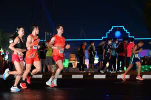 BIB: 207, 2245, 250
                            <button type="button" onclick="openModal(17679986)" class="btn btn-primary btn-sm float-right btn-popup" data-toggle="modal" data-target=".modal-high-quality">
                        <i class="fas fa-shopping-cart"></i> Add to Cart
                    </button>
                                            <button type="button" onclick="isThisMe(17679986, true)" class="btn btn-success btn-sm float-right btn-popup btn-isme hidden" data-toggle="tooltip" data-placement="bottom" title="นี่คือรูปของคุณใช่ไหม คลิกที่นี่เพื่อเอาเข้าอัลบั้ม">
                        <i class="fas fa-plus"></i> Add to album
                    </button>
                    <button type="button" onclick="isThisMe(17679986, false)" class="btn btn-warning btn-sm float-right btn-popup btn-isnotme hidden">
                        <i class="fas fa-ban"></i> Remove from album
                    </button>