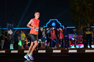 BIB: 20933
                            <button type="button" onclick="openModal(17680023)" class="btn btn-primary btn-sm float-right btn-popup" data-toggle="modal" data-target=".modal-high-quality">
                        <i class="fas fa-shopping-cart"></i> Add to Cart
                    </button>
                                            <button type="button" onclick="isThisMe(17680023, true)" class="btn btn-success btn-sm float-right btn-popup btn-isme hidden" data-toggle="tooltip" data-placement="bottom" title="นี่คือรูปของคุณใช่ไหม คลิกที่นี่เพื่อเอาเข้าอัลบั้ม">
                        <i class="fas fa-plus"></i> Add to album
                    </button>
                    <button type="button" onclick="isThisMe(17680023, false)" class="btn btn-warning btn-sm float-right btn-popup btn-isnotme hidden">
                        <i class="fas fa-ban"></i> Remove from album
                    </button>