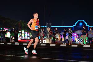 BIB: 41126
                            <button type="button" onclick="openModal(17677831)" class="btn btn-primary btn-sm float-right btn-popup" data-toggle="modal" data-target=".modal-high-quality">
                        <i class="fas fa-shopping-cart"></i> Add to Cart
                    </button>
                                            <button type="button" onclick="isThisMe(17677831, true)" class="btn btn-success btn-sm float-right btn-popup btn-isme hidden" data-toggle="tooltip" data-placement="bottom" title="นี่คือรูปของคุณใช่ไหม คลิกที่นี่เพื่อเอาเข้าอัลบั้ม">
                        <i class="fas fa-plus"></i> Add to album
                    </button>
                    <button type="button" onclick="isThisMe(17677831, false)" class="btn btn-warning btn-sm float-right btn-popup btn-isnotme hidden">
                        <i class="fas fa-ban"></i> Remove from album
                    </button>