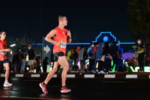 BIB: 2151
                            <button type="button" onclick="openModal(17680331)" class="btn btn-primary btn-sm float-right btn-popup" data-toggle="modal" data-target=".modal-high-quality">
                        <i class="fas fa-shopping-cart"></i> Add to Cart
                    </button>
                                            <button type="button" onclick="isThisMe(17680331, true)" class="btn btn-success btn-sm float-right btn-popup btn-isme hidden" data-toggle="tooltip" data-placement="bottom" title="นี่คือรูปของคุณใช่ไหม คลิกที่นี่เพื่อเอาเข้าอัลบั้ม">
                        <i class="fas fa-plus"></i> Add to album
                    </button>
                    <button type="button" onclick="isThisMe(17680331, false)" class="btn btn-warning btn-sm float-right btn-popup btn-isnotme hidden">
                        <i class="fas fa-ban"></i> Remove from album
                    </button>