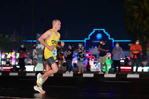 BIB: 106
                            <button type="button" onclick="openModal(17677955)" class="btn btn-primary btn-sm float-right btn-popup" data-toggle="modal" data-target=".modal-high-quality">
                        <i class="fas fa-shopping-cart"></i> Add to Cart
                    </button>
                                            <button type="button" onclick="isThisMe(17677955, true)" class="btn btn-success btn-sm float-right btn-popup btn-isme hidden" data-toggle="tooltip" data-placement="bottom" title="นี่คือรูปของคุณใช่ไหม คลิกที่นี่เพื่อเอาเข้าอัลบั้ม">
                        <i class="fas fa-plus"></i> Add to album
                    </button>
                    <button type="button" onclick="isThisMe(17677955, false)" class="btn btn-warning btn-sm float-right btn-popup btn-isnotme hidden">
                        <i class="fas fa-ban"></i> Remove from album
                    </button>