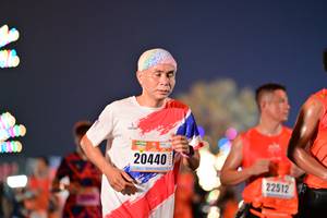 BIB: 000, 20440, 22512
                            <button type="button" onclick="openModal(17683886)" class="btn btn-primary btn-sm float-right btn-popup" data-toggle="modal" data-target=".modal-high-quality">
                        <i class="fas fa-shopping-cart"></i> Add to Cart
                    </button>
                                            <button type="button" onclick="isThisMe(17683886, true)" class="btn btn-success btn-sm float-right btn-popup btn-isme hidden" data-toggle="tooltip" data-placement="bottom" title="นี่คือรูปของคุณใช่ไหม คลิกที่นี่เพื่อเอาเข้าอัลบั้ม">
                        <i class="fas fa-plus"></i> Add to album
                    </button>
                    <button type="button" onclick="isThisMe(17683886, false)" class="btn btn-warning btn-sm float-right btn-popup btn-isnotme hidden">
                        <i class="fas fa-ban"></i> Remove from album
                    </button>