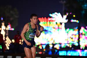 BIB: 4006
                            <button type="button" onclick="openModal(17678913)" class="btn btn-primary btn-sm float-right btn-popup" data-toggle="modal" data-target=".modal-high-quality">
                        <i class="fas fa-shopping-cart"></i> Add to Cart
                    </button>
                                            <button type="button" onclick="isThisMe(17678913, true)" class="btn btn-success btn-sm float-right btn-popup btn-isme hidden" data-toggle="tooltip" data-placement="bottom" title="นี่คือรูปของคุณใช่ไหม คลิกที่นี่เพื่อเอาเข้าอัลบั้ม">
                        <i class="fas fa-plus"></i> Add to album
                    </button>
                    <button type="button" onclick="isThisMe(17678913, false)" class="btn btn-warning btn-sm float-right btn-popup btn-isnotme hidden">
                        <i class="fas fa-ban"></i> Remove from album
                    </button>