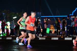 BIB: 21283, 242
                            <button type="button" onclick="openModal(17680180)" class="btn btn-primary btn-sm float-right btn-popup" data-toggle="modal" data-target=".modal-high-quality">
                        <i class="fas fa-shopping-cart"></i> Add to Cart
                    </button>
                                            <button type="button" onclick="isThisMe(17680180, true)" class="btn btn-success btn-sm float-right btn-popup btn-isme hidden" data-toggle="tooltip" data-placement="bottom" title="นี่คือรูปของคุณใช่ไหม คลิกที่นี่เพื่อเอาเข้าอัลบั้ม">
                        <i class="fas fa-plus"></i> Add to album
                    </button>
                    <button type="button" onclick="isThisMe(17680180, false)" class="btn btn-warning btn-sm float-right btn-popup btn-isnotme hidden">
                        <i class="fas fa-ban"></i> Remove from album
                    </button>