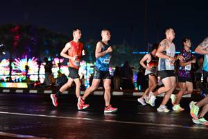 BIB: 406, 238, 210
                            <button type="button" onclick="openModal(17679659)" class="btn btn-primary btn-sm float-right btn-popup" data-toggle="modal" data-target=".modal-high-quality">
                        <i class="fas fa-shopping-cart"></i> Add to Cart
                    </button>
                                            <button type="button" onclick="isThisMe(17679659, true)" class="btn btn-success btn-sm float-right btn-popup btn-isme hidden" data-toggle="tooltip" data-placement="bottom" title="นี่คือรูปของคุณใช่ไหม คลิกที่นี่เพื่อเอาเข้าอัลบั้ม">
                        <i class="fas fa-plus"></i> Add to album
                    </button>
                    <button type="button" onclick="isThisMe(17679659, false)" class="btn btn-warning btn-sm float-right btn-popup btn-isnotme hidden">
                        <i class="fas fa-ban"></i> Remove from album
                    </button>