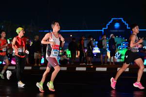 BIB: 022, 400
                            <button type="button" onclick="openModal(17679068)" class="btn btn-primary btn-sm float-right btn-popup" data-toggle="modal" data-target=".modal-high-quality">
                        <i class="fas fa-shopping-cart"></i> Add to Cart
                    </button>
                                            <button type="button" onclick="isThisMe(17679068, true)" class="btn btn-success btn-sm float-right btn-popup btn-isme hidden" data-toggle="tooltip" data-placement="bottom" title="นี่คือรูปของคุณใช่ไหม คลิกที่นี่เพื่อเอาเข้าอัลบั้ม">
                        <i class="fas fa-plus"></i> Add to album
                    </button>
                    <button type="button" onclick="isThisMe(17679068, false)" class="btn btn-warning btn-sm float-right btn-popup btn-isnotme hidden">
                        <i class="fas fa-ban"></i> Remove from album
                    </button>