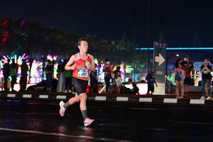 BIB: 452
                            <button type="button" onclick="openModal(17677264)" class="btn btn-primary btn-sm float-right btn-popup" data-toggle="modal" data-target=".modal-high-quality">
                        <i class="fas fa-shopping-cart"></i> Add to Cart
                    </button>
                                            <button type="button" onclick="isThisMe(17677264, true)" class="btn btn-success btn-sm float-right btn-popup btn-isme hidden" data-toggle="tooltip" data-placement="bottom" title="นี่คือรูปของคุณใช่ไหม คลิกที่นี่เพื่อเอาเข้าอัลบั้ม">
                        <i class="fas fa-plus"></i> Add to album
                    </button>
                    <button type="button" onclick="isThisMe(17677264, false)" class="btn btn-warning btn-sm float-right btn-popup btn-isnotme hidden">
                        <i class="fas fa-ban"></i> Remove from album
                    </button>