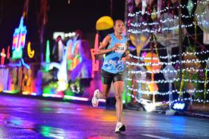 BIB: 1958
                            <button type="button" onclick="openModal(16158130)" class="btn btn-primary btn-sm float-right btn-popup" data-toggle="modal" data-target=".modal-high-quality">
                        <i class="fas fa-shopping-cart"></i> Add to Cart
                    </button>
                                            <button type="button" onclick="isThisMe(16158130, true)" class="btn btn-success btn-sm float-right btn-popup btn-isme hidden" data-toggle="tooltip" data-placement="bottom" title="นี่คือรูปของคุณใช่ไหม คลิกที่นี่เพื่อเอาเข้าอัลบั้ม">
                        <i class="fas fa-plus"></i> Add to album
                    </button>
                    <button type="button" onclick="isThisMe(16158130, false)" class="btn btn-warning btn-sm float-right btn-popup btn-isnotme hidden">
                        <i class="fas fa-ban"></i> Remove from album
                    </button>