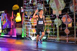 BIB: 40302
                            <button type="button" onclick="openModal(16158151)" class="btn btn-primary btn-sm float-right btn-popup" data-toggle="modal" data-target=".modal-high-quality">
                        <i class="fas fa-shopping-cart"></i> Add to Cart
                    </button>
                                            <button type="button" onclick="isThisMe(16158151, true)" class="btn btn-success btn-sm float-right btn-popup btn-isme hidden" data-toggle="tooltip" data-placement="bottom" title="นี่คือรูปของคุณใช่ไหม คลิกที่นี่เพื่อเอาเข้าอัลบั้ม">
                        <i class="fas fa-plus"></i> Add to album
                    </button>
                    <button type="button" onclick="isThisMe(16158151, false)" class="btn btn-warning btn-sm float-right btn-popup btn-isnotme hidden">
                        <i class="fas fa-ban"></i> Remove from album
                    </button>