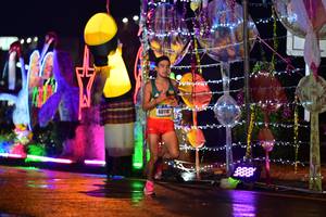 BIB: 40110
                            <button type="button" onclick="openModal(16156713)" class="btn btn-primary btn-sm float-right btn-popup" data-toggle="modal" data-target=".modal-high-quality">
                        <i class="fas fa-shopping-cart"></i> Add to Cart
                    </button>
                                            <button type="button" onclick="isThisMe(16156713, true)" class="btn btn-success btn-sm float-right btn-popup btn-isme hidden" data-toggle="tooltip" data-placement="bottom" title="นี่คือรูปของคุณใช่ไหม คลิกที่นี่เพื่อเอาเข้าอัลบั้ม">
                        <i class="fas fa-plus"></i> Add to album
                    </button>
                    <button type="button" onclick="isThisMe(16156713, false)" class="btn btn-warning btn-sm float-right btn-popup btn-isnotme hidden">
                        <i class="fas fa-ban"></i> Remove from album
                    </button>