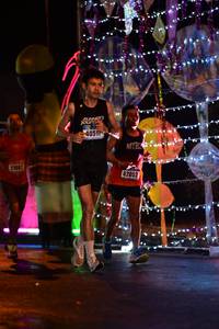 BIB: 40511, 21087, 42052
                            <button type="button" onclick="openModal(16411228)" class="btn btn-primary btn-sm float-right btn-popup" data-toggle="modal" data-target=".modal-high-quality">
                        <i class="fas fa-shopping-cart"></i> Add to Cart
                    </button>
                                            <button type="button" onclick="isThisMe(16411228, true)" class="btn btn-success btn-sm float-right btn-popup btn-isme hidden" data-toggle="tooltip" data-placement="bottom" title="นี่คือรูปของคุณใช่ไหม คลิกที่นี่เพื่อเอาเข้าอัลบั้ม">
                        <i class="fas fa-plus"></i> Add to album
                    </button>
                    <button type="button" onclick="isThisMe(16411228, false)" class="btn btn-warning btn-sm float-right btn-popup btn-isnotme hidden">
                        <i class="fas fa-ban"></i> Remove from album
                    </button>