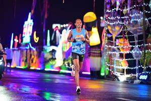 BIB: 2195
                            <button type="button" onclick="openModal(16158090)" class="btn btn-primary btn-sm float-right btn-popup" data-toggle="modal" data-target=".modal-high-quality">
                        <i class="fas fa-shopping-cart"></i> Add to Cart
                    </button>
                                            <button type="button" onclick="isThisMe(16158090, true)" class="btn btn-success btn-sm float-right btn-popup btn-isme hidden" data-toggle="tooltip" data-placement="bottom" title="นี่คือรูปของคุณใช่ไหม คลิกที่นี่เพื่อเอาเข้าอัลบั้ม">
                        <i class="fas fa-plus"></i> Add to album
                    </button>
                    <button type="button" onclick="isThisMe(16158090, false)" class="btn btn-warning btn-sm float-right btn-popup btn-isnotme hidden">
                        <i class="fas fa-ban"></i> Remove from album
                    </button>