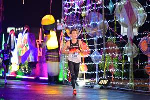 BIB: 4288
                            <button type="button" onclick="openModal(16157791)" class="btn btn-primary btn-sm float-right btn-popup" data-toggle="modal" data-target=".modal-high-quality">
                        <i class="fas fa-shopping-cart"></i> Add to Cart
                    </button>
                                            <button type="button" onclick="isThisMe(16157791, true)" class="btn btn-success btn-sm float-right btn-popup btn-isme hidden" data-toggle="tooltip" data-placement="bottom" title="นี่คือรูปของคุณใช่ไหม คลิกที่นี่เพื่อเอาเข้าอัลบั้ม">
                        <i class="fas fa-plus"></i> Add to album
                    </button>
                    <button type="button" onclick="isThisMe(16157791, false)" class="btn btn-warning btn-sm float-right btn-popup btn-isnotme hidden">
                        <i class="fas fa-ban"></i> Remove from album
                    </button>