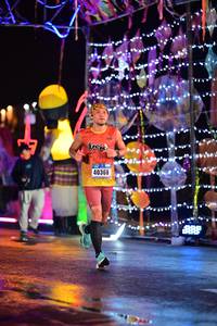 BIB: 40368
                            <button type="button" onclick="openModal(16257122)" class="btn btn-primary btn-sm float-right btn-popup" data-toggle="modal" data-target=".modal-high-quality">
                        <i class="fas fa-shopping-cart"></i> Add to Cart
                    </button>
                                            <button type="button" onclick="isThisMe(16257122, true)" class="btn btn-success btn-sm float-right btn-popup btn-isme hidden" data-toggle="tooltip" data-placement="bottom" title="นี่คือรูปของคุณใช่ไหม คลิกที่นี่เพื่อเอาเข้าอัลบั้ม">
                        <i class="fas fa-plus"></i> Add to album
                    </button>
                    <button type="button" onclick="isThisMe(16257122, false)" class="btn btn-warning btn-sm float-right btn-popup btn-isnotme hidden">
                        <i class="fas fa-ban"></i> Remove from album
                    </button>