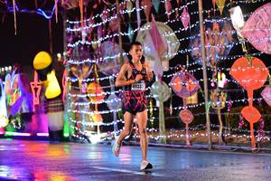 BIB: 40333
                            <button type="button" onclick="openModal(16156851)" class="btn btn-primary btn-sm float-right btn-popup" data-toggle="modal" data-target=".modal-high-quality">
                        <i class="fas fa-shopping-cart"></i> Add to Cart
                    </button>
                                            <button type="button" onclick="isThisMe(16156851, true)" class="btn btn-success btn-sm float-right btn-popup btn-isme hidden" data-toggle="tooltip" data-placement="bottom" title="นี่คือรูปของคุณใช่ไหม คลิกที่นี่เพื่อเอาเข้าอัลบั้ม">
                        <i class="fas fa-plus"></i> Add to album
                    </button>
                    <button type="button" onclick="isThisMe(16156851, false)" class="btn btn-warning btn-sm float-right btn-popup btn-isnotme hidden">
                        <i class="fas fa-ban"></i> Remove from album
                    </button>