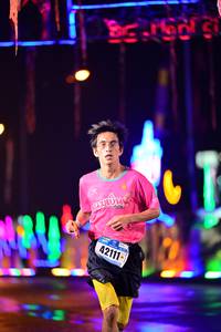 BIB: 42111
                            <button type="button" onclick="openModal(16235283)" class="btn btn-primary btn-sm float-right btn-popup" data-toggle="modal" data-target=".modal-high-quality">
                        <i class="fas fa-shopping-cart"></i> Add to Cart
                    </button>
                                            <button type="button" onclick="isThisMe(16235283, true)" class="btn btn-success btn-sm float-right btn-popup btn-isme hidden" data-toggle="tooltip" data-placement="bottom" title="นี่คือรูปของคุณใช่ไหม คลิกที่นี่เพื่อเอาเข้าอัลบั้ม">
                        <i class="fas fa-plus"></i> Add to album
                    </button>
                    <button type="button" onclick="isThisMe(16235283, false)" class="btn btn-warning btn-sm float-right btn-popup btn-isnotme hidden">
                        <i class="fas fa-ban"></i> Remove from album
                    </button>